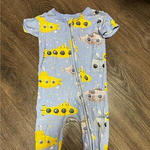 Little bum bums zippy